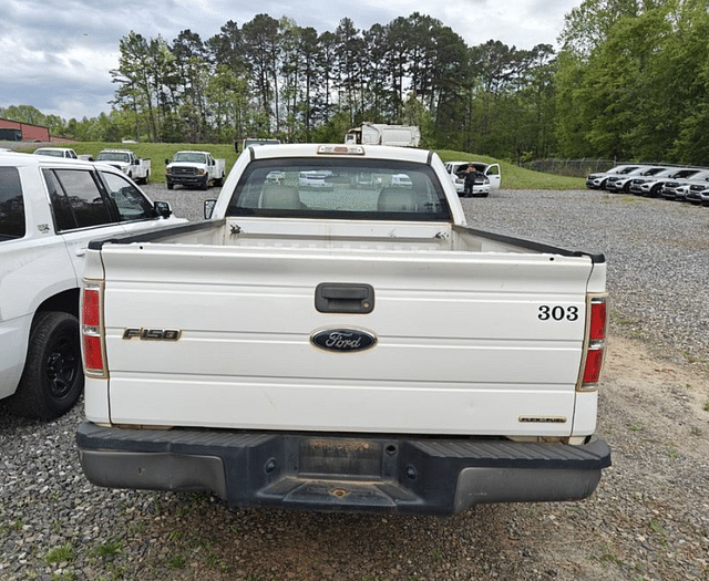 Image of Ford F-150 equipment image 2