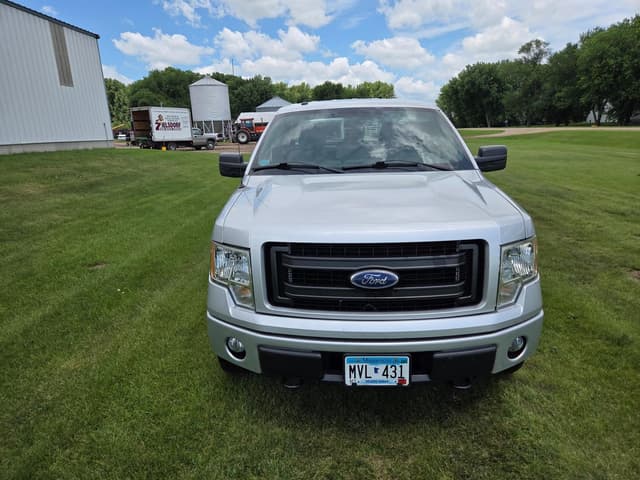Image of Ford F-150 equipment image 1