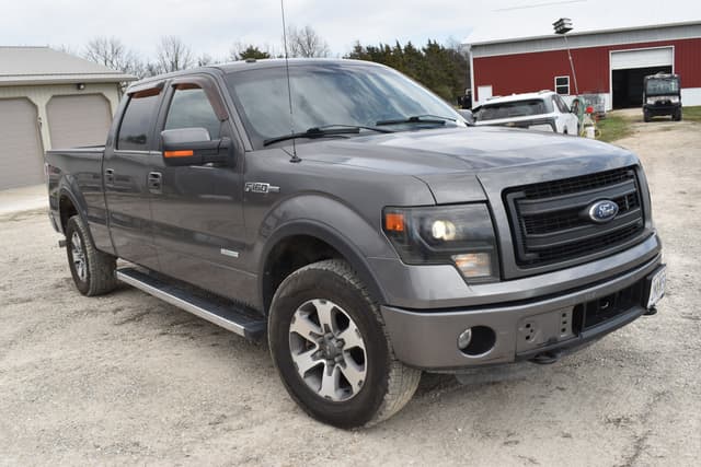 Image of Ford F-150 equipment image 2