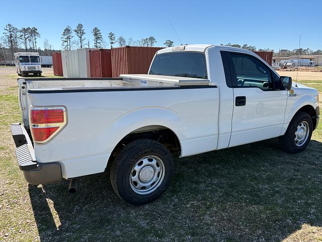 Image of Ford F-150 equipment image 3