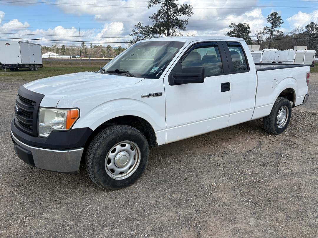 Image of Ford F-150 Primary image