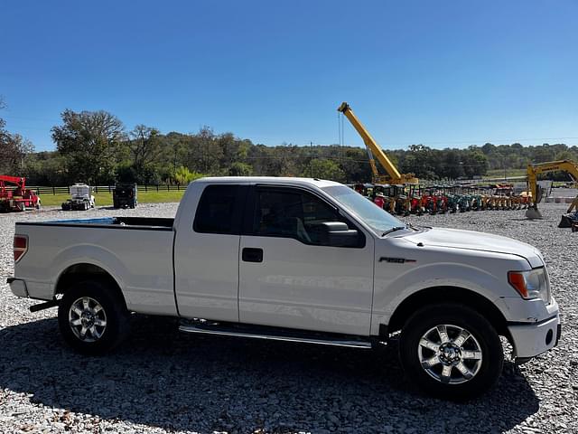 Image of Ford F-150 equipment image 3