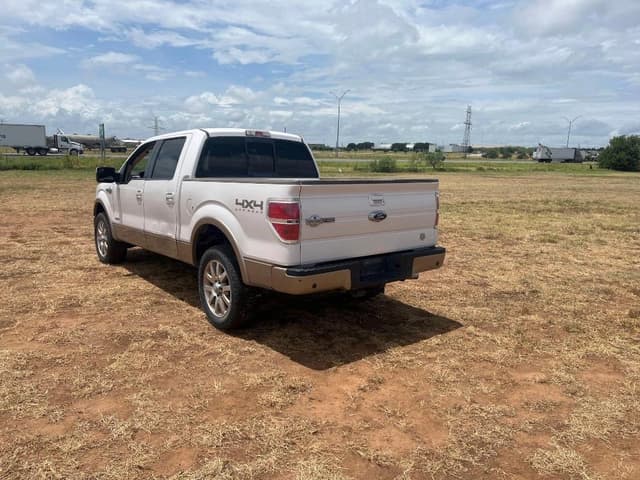 Image of Ford F-150 equipment image 1