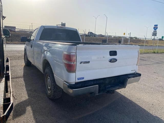 Image of Ford F-150 equipment image 3