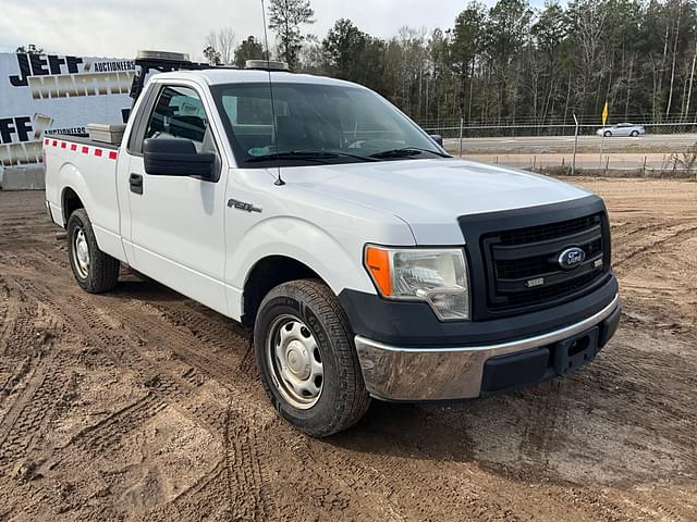 Image of Ford F-150 equipment image 2