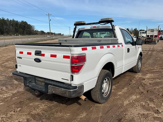 Image of Ford F-150 equipment image 4