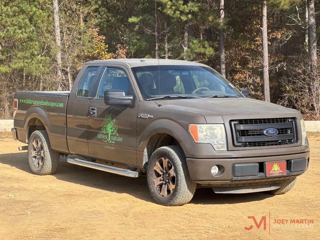 2013 Ford F-150 Equipment Image0