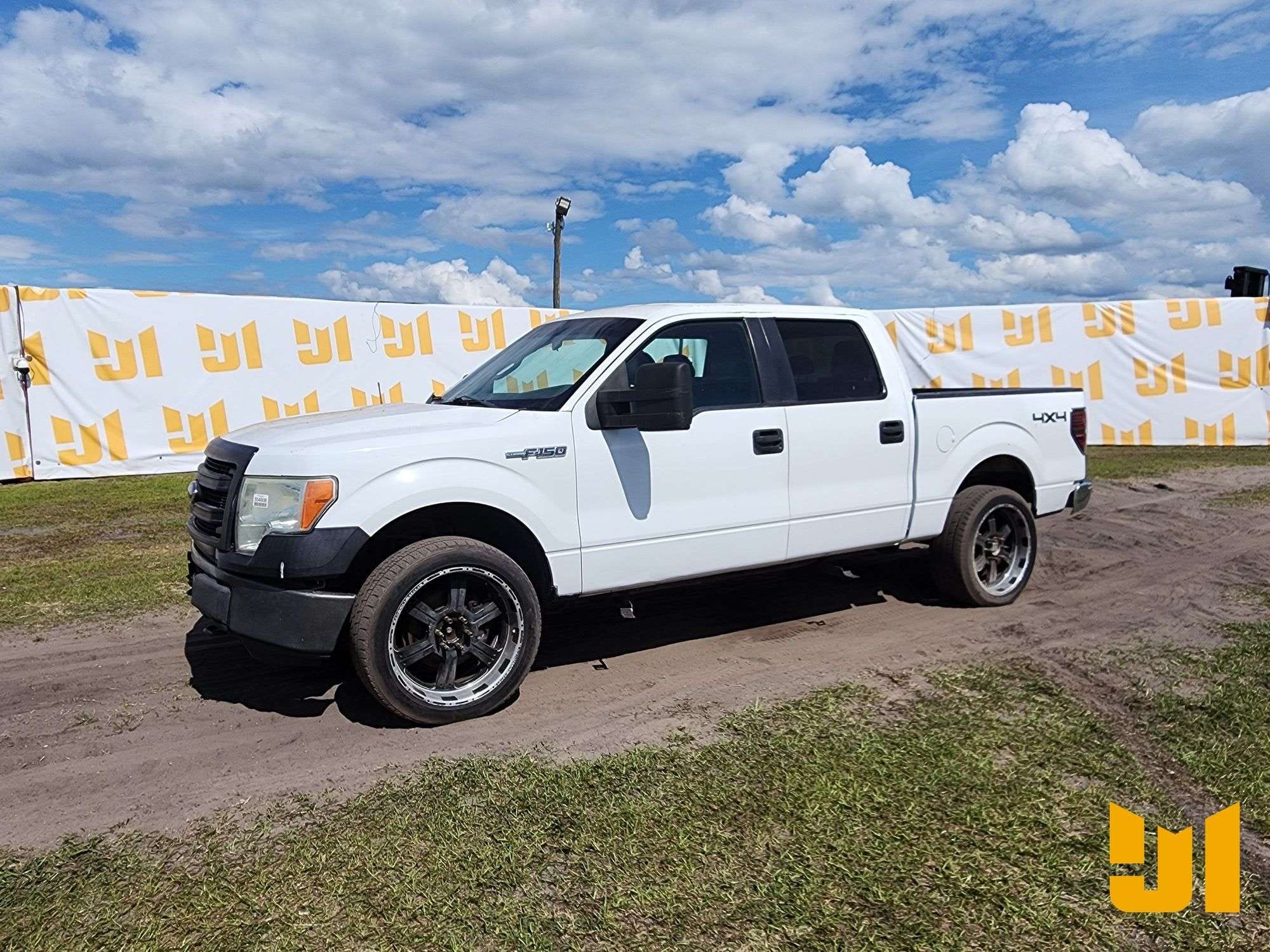 2013 Ford F-150 Equipment Image0