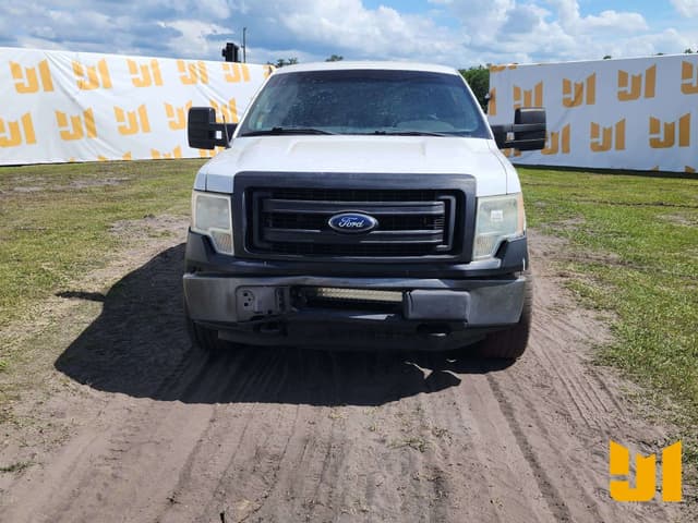 Image of Ford F-150 equipment image 1