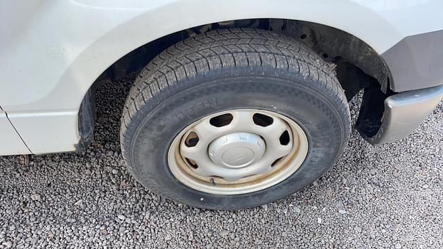 Image of Ford F-150 equipment image 3