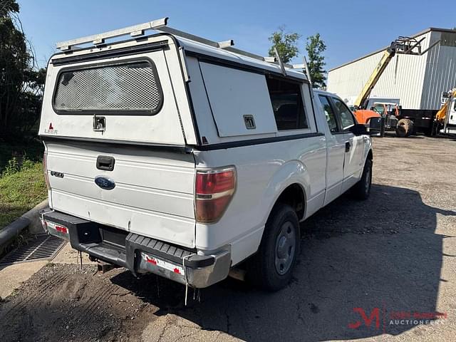 Image of Ford F-150 equipment image 1