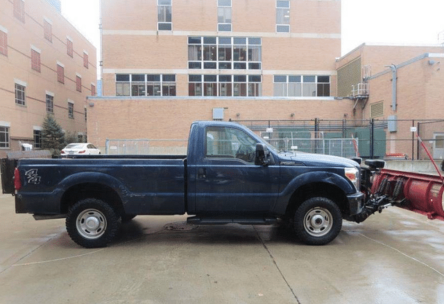 Image of Ford F-250 equipment image 4