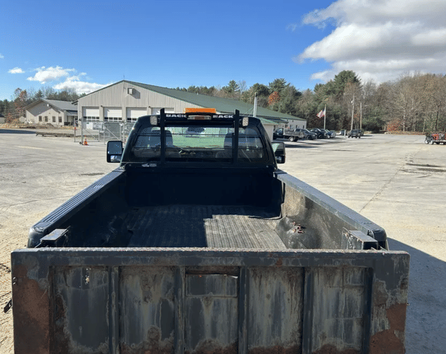 Image of Ford F-250 equipment image 3