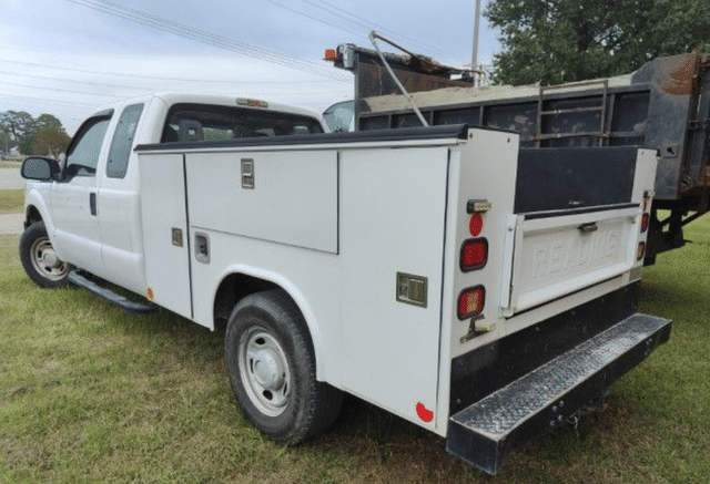 Image of Ford F-250 equipment image 1