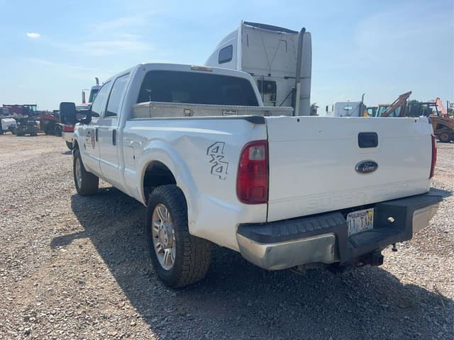 Image of Ford F-250 equipment image 1