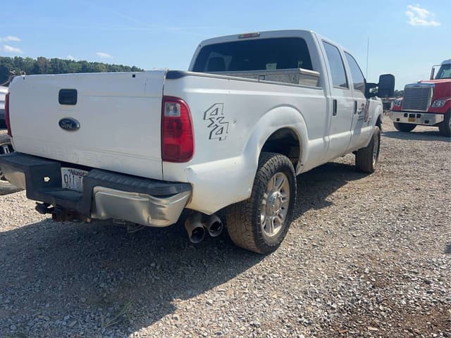 Image of Ford F-250 equipment image 3