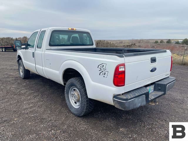 Image of Ford F-250 equipment image 2