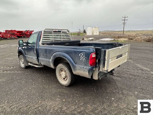 Image of Ford F-250 equipment image 4