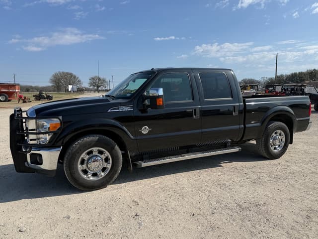 Image of Ford F-250 equipment image 1