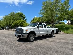 2013 Ford F-250 Equipment Image0