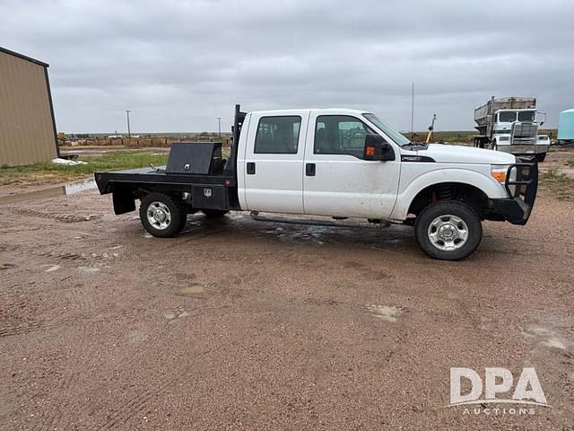 Image of Ford F-250 equipment image 2