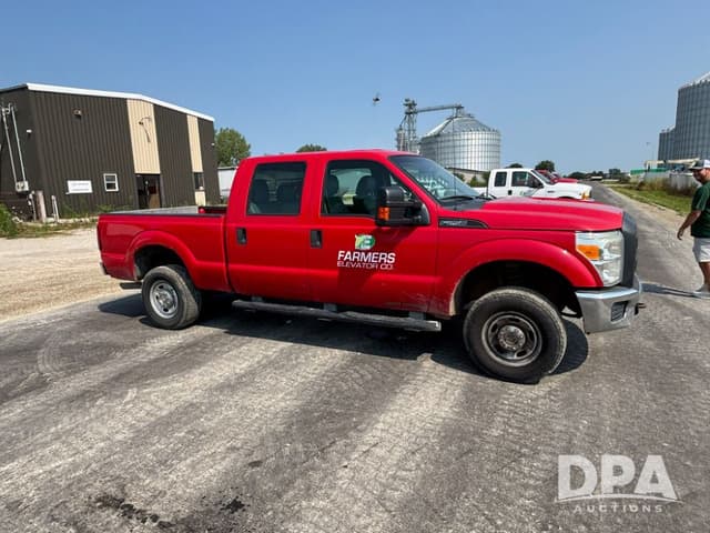 Image of Ford F-250 equipment image 2
