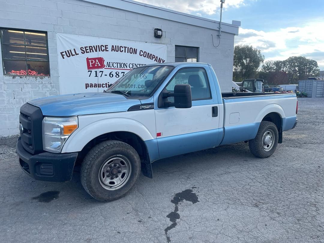 Image of Ford F-250 Primary image