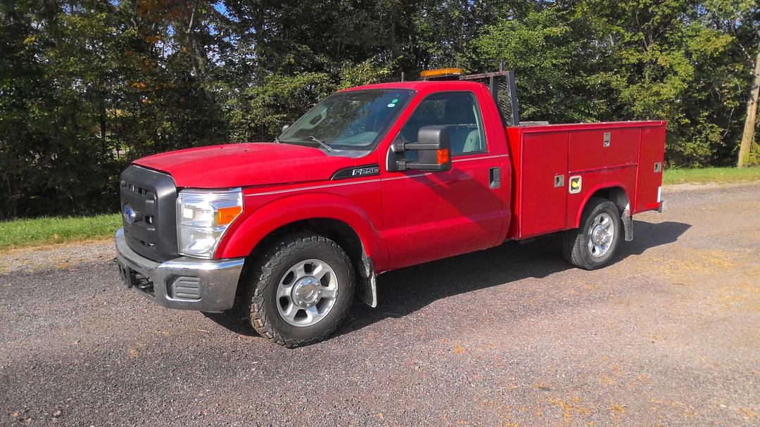 Image of Ford F-250 Primary image