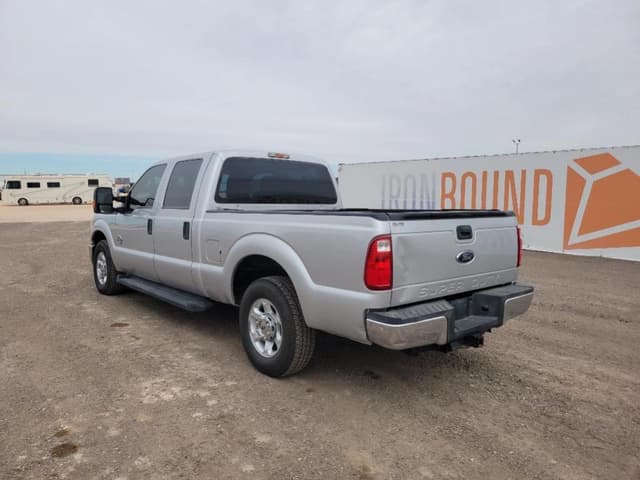 Image of Ford F-250 equipment image 2