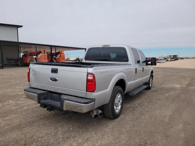 Image of Ford F-250 equipment image 4