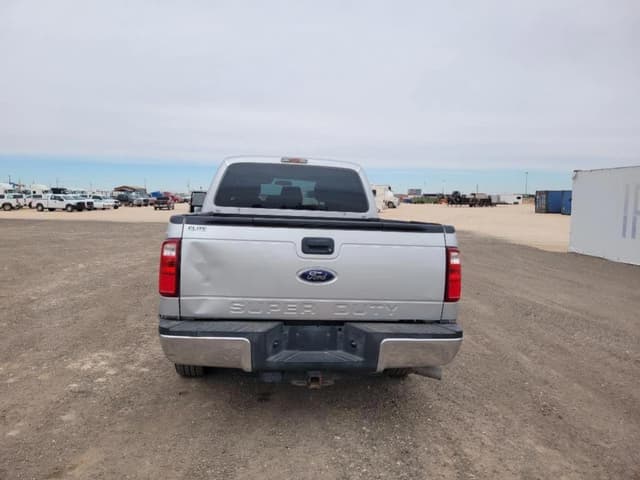 Image of Ford F-250 equipment image 3