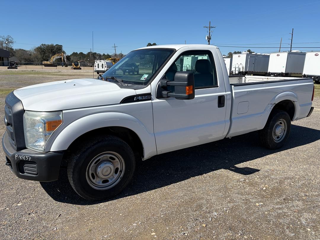 Image of Ford F-350 Primary image