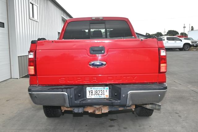 Image of Ford F-350 equipment image 3
