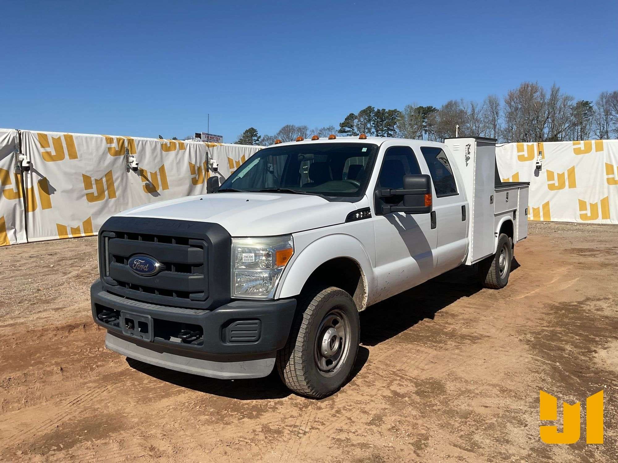 2013 Ford F-350 Equipment Image0