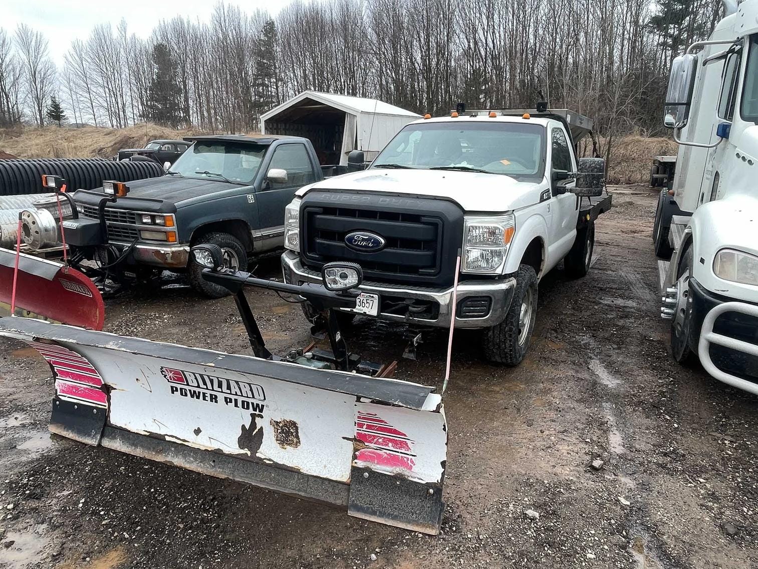 2013 Ford F-350 Equipment Image0