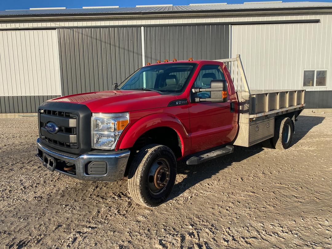 Image of Ford F-350 Primary image