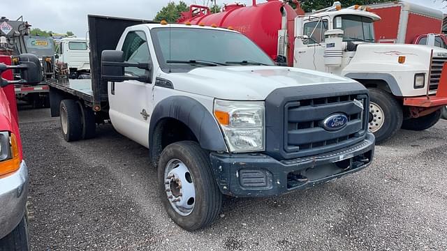Image of Ford F-450 equipment image 2