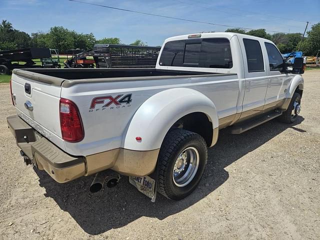 Image of Ford F-450 equipment image 4