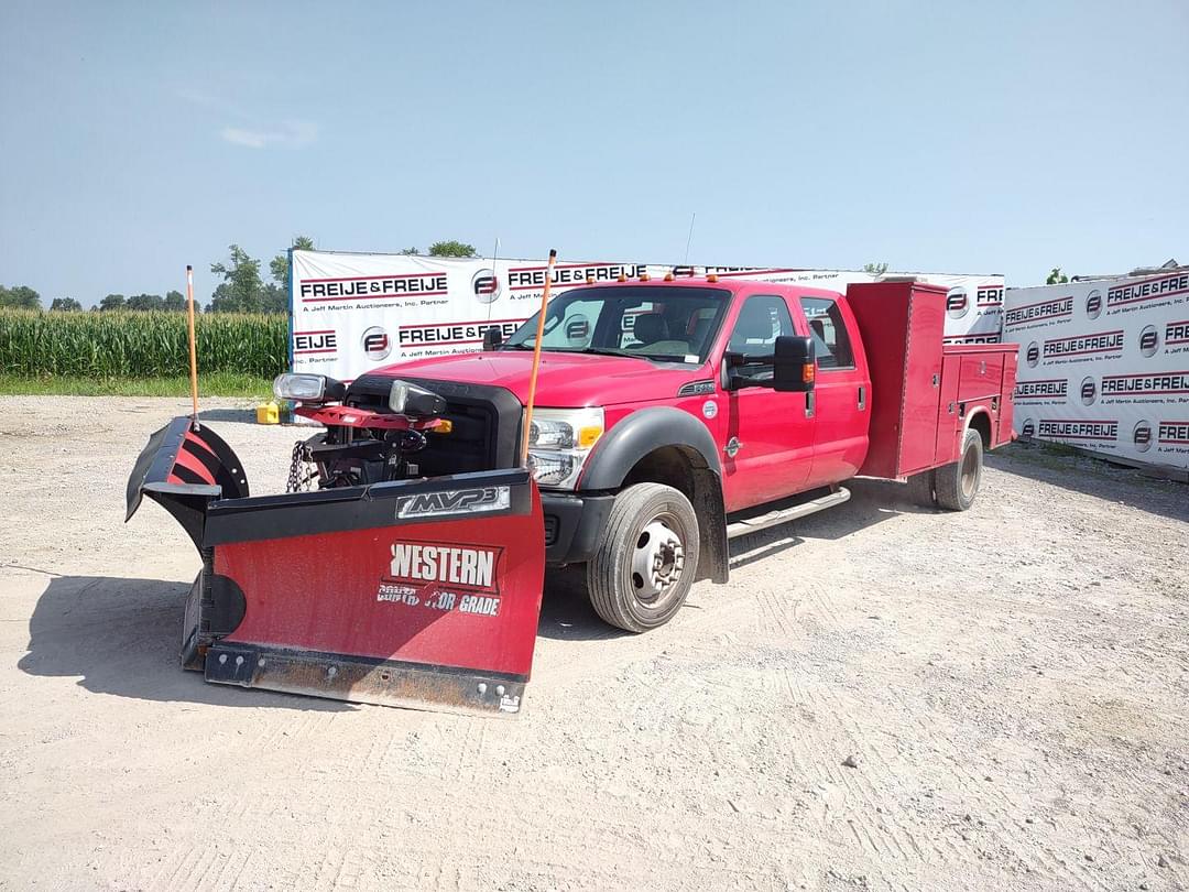 Image of Ford F-450 Primary image
