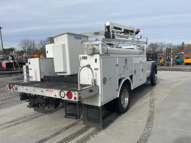 Image of Ford F-450 equipment image 2