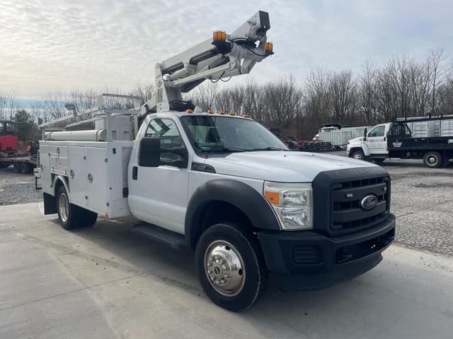 Image of Ford F-450 equipment image 1