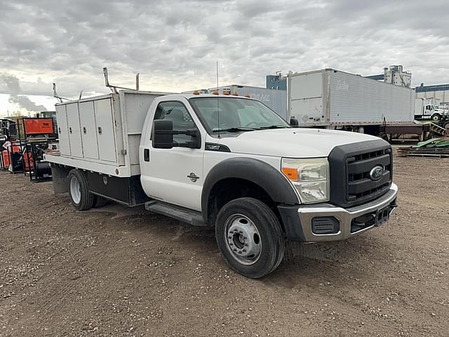 Image of Ford F-550 equipment image 1