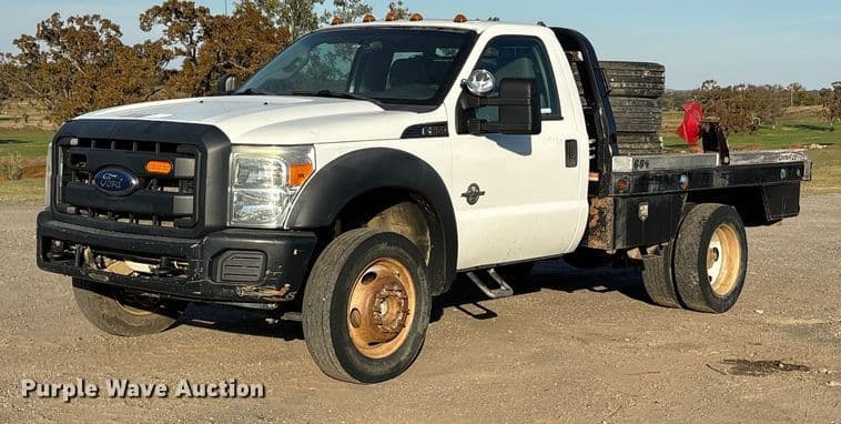Image of Ford F-550 Primary image