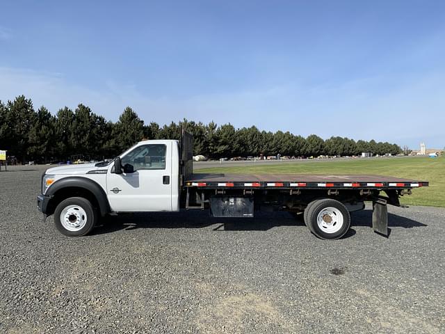 Image of Ford F-550 equipment image 1