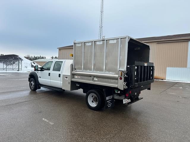 Image of Ford F-550 equipment image 3