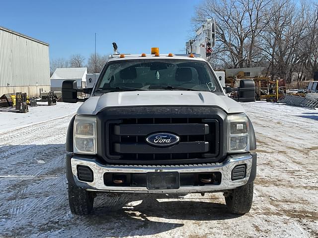 Image of Ford F-550 equipment image 1