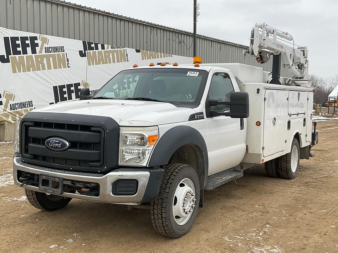 Image of Ford F-550 Primary image