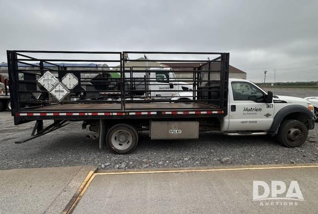 Image of Ford F-550 equipment image 1