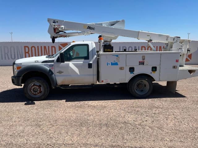 Image of Ford F-550 equipment image 1