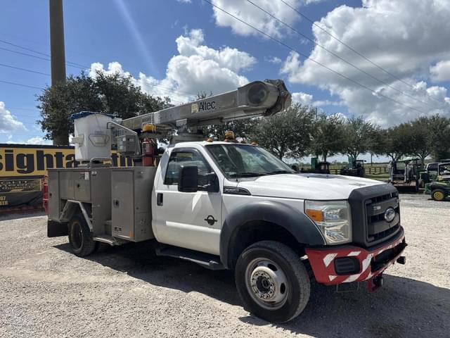Image of Ford F-550XLSD equipment image 3